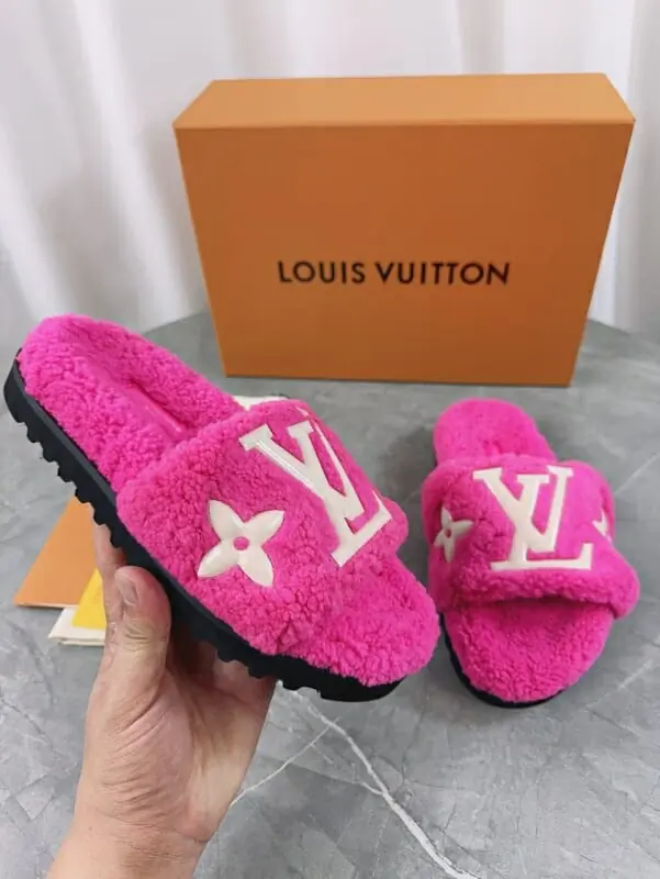 louis vuitton chaussons pour femme s_12453b04